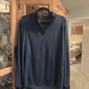 On weather shirt EUC size XXL